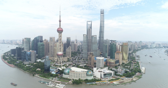东方明珠全景.MP4_20201028_113418.215